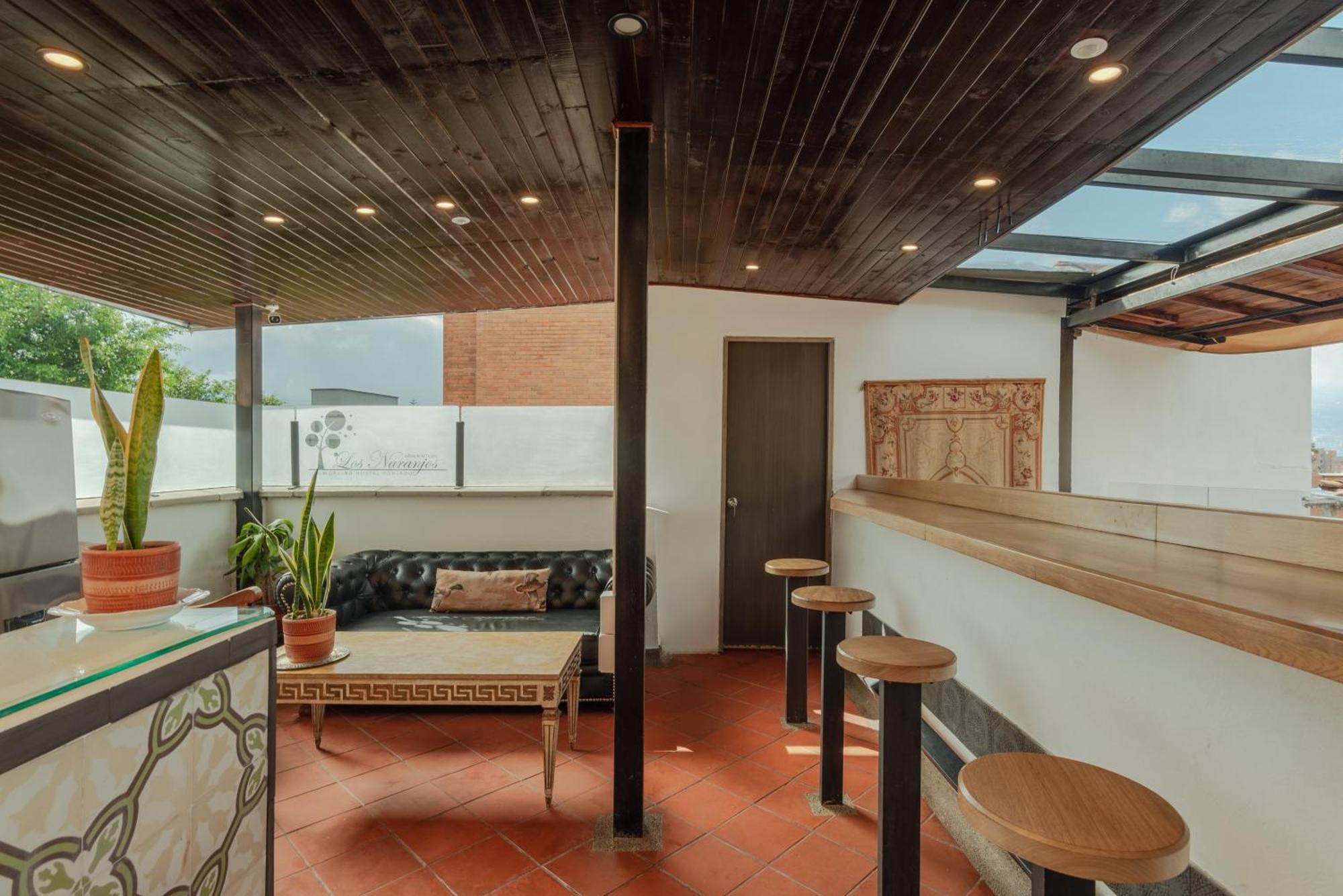Casa Los Naranjos Hostal Medellin Exterior photo